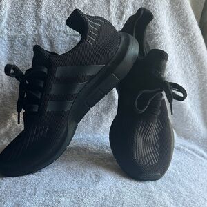 Adidas Men's Black Sneakers